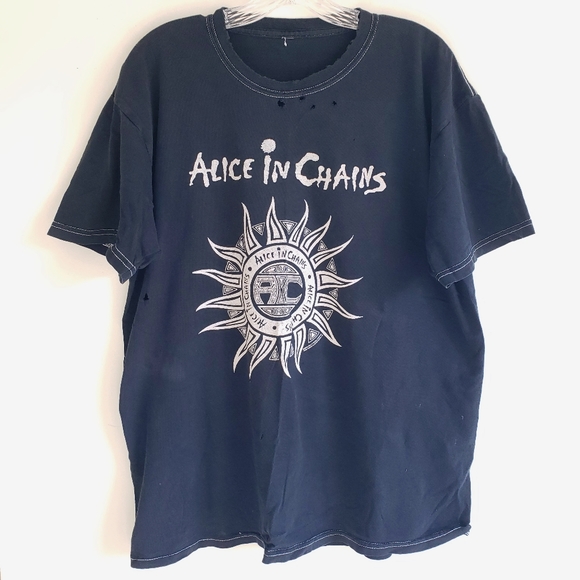 Unbranded Other - Vintage 2006 Alice In Chains T-Shirt Tribal Sun  Logo Rock Band Tour Concert Tee